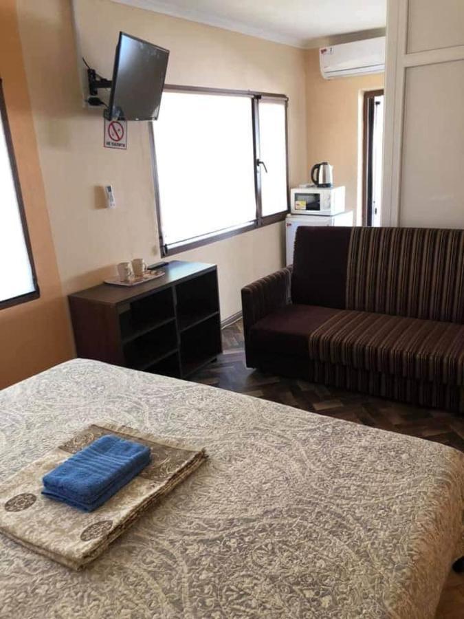 Slavutich Hotel Dnyiprodzerzsinszk Kültér fotó
